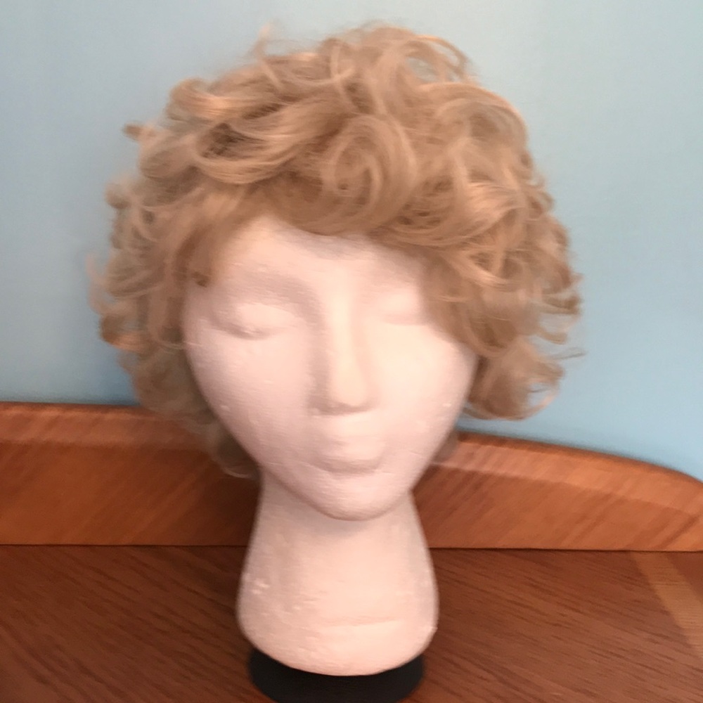 Eva Gabor Blonde Wig